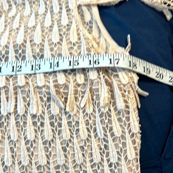 Samax NY,Vintage,Tiered,Sheer-Lace Dress, Slip Lining,Excellent Condition,Size 8 - Picture 8 of 11